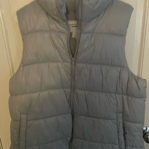 Womens old navy puffer vest